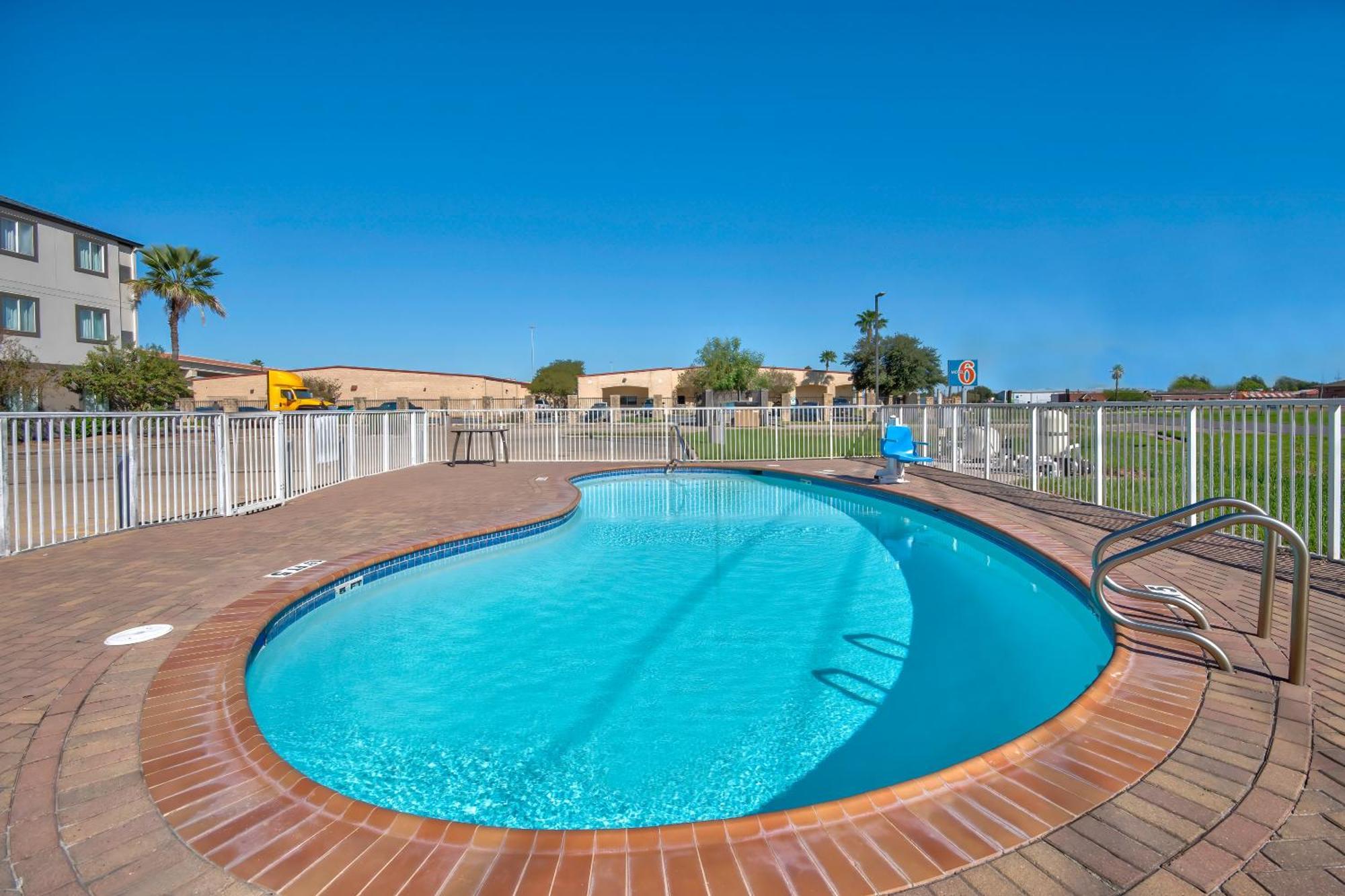 Motel 6-Harlingen, Tx Εξωτερικό φωτογραφία